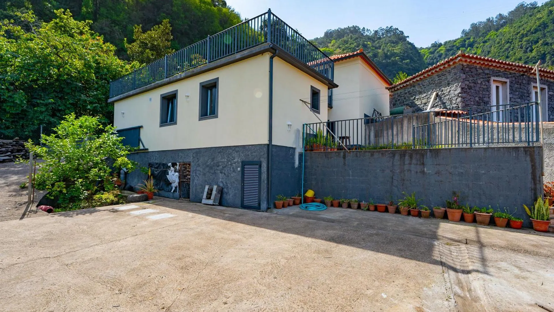 بيت للعطل فيلا Casa Da Quebrada سانتانا