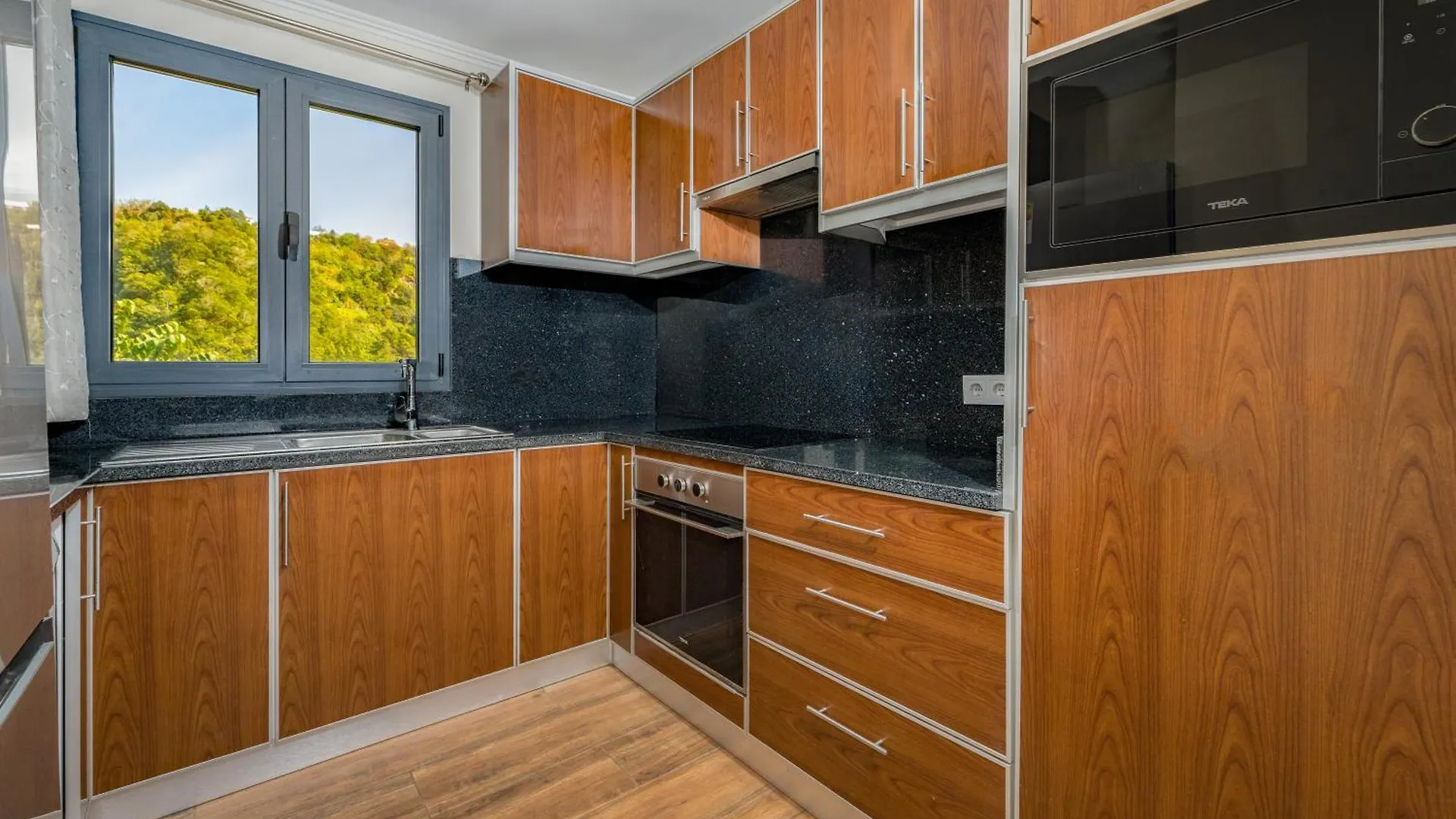 فيلا Casa Da Quebrada سانتانا 0*,  البرتغال